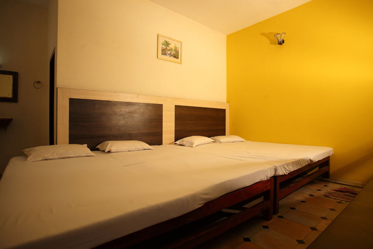 Bedroom 2, Ammayi Hotel Resorts - Siva Sakthi Hotel Group, Tiruvannamalai