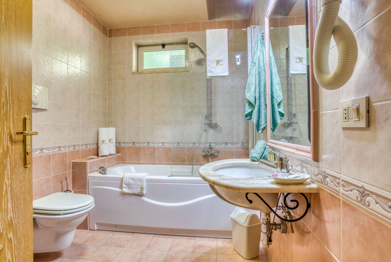 Bathroom 4, Hotel Des Reves - Al Poggio di Casalucense, Frosinone