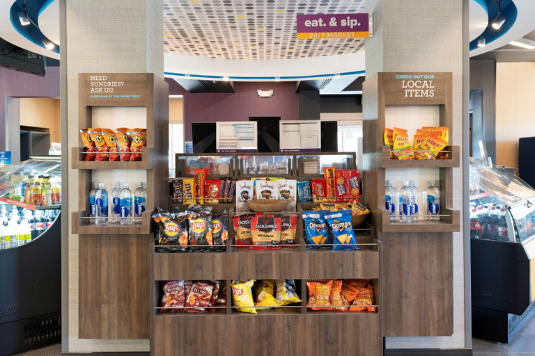 Food & Drinks 4, Tru By Hilton Cartersville, GA, Bartow