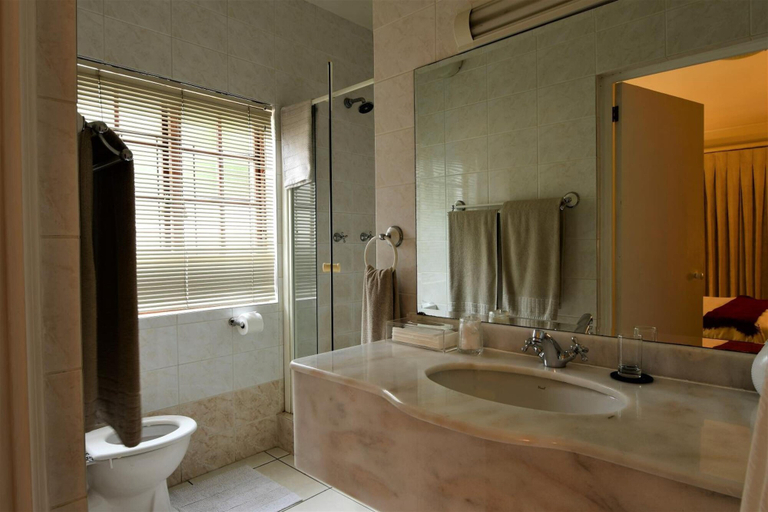 Bathroom 5, Highgrove Guesthouse, City of Johannesburg
