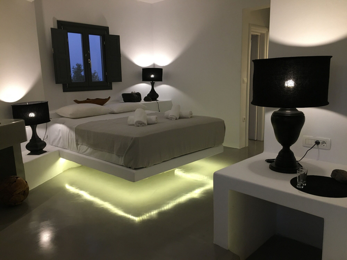 Bedroom 5, Santolia Art Suites, South Aegean