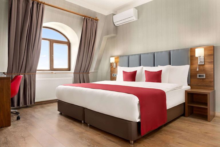 Bedroom 2, Ramada by Wyndham Van, Edremit