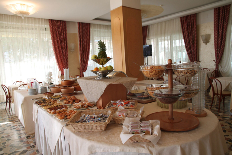 Food & Drinks 5, Hotel Adriatica, Rimini