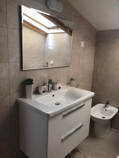 Bathroom 2, Sunone Dubrovnik, Dubrovnik