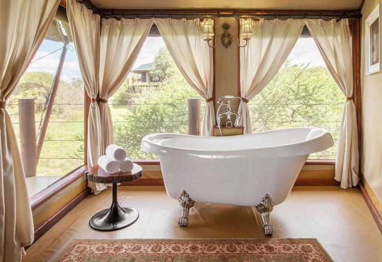Bathroom 3, TARANGIRE KURO TREETOP LODGE, Babati