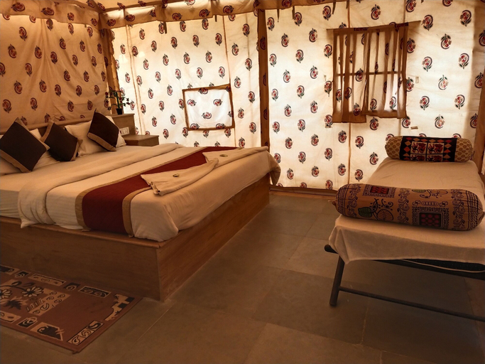 Bedroom 2, Aroma Desert Safari Camp, Jaisalmer