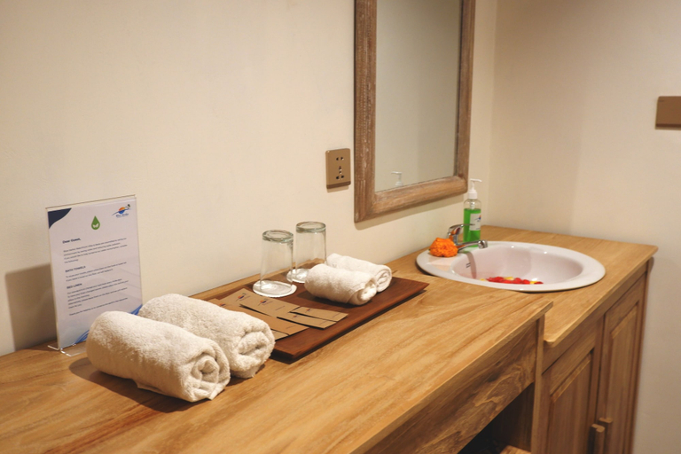Bathroom 5, Blue Harbor Beachfront Villas & Resto, Klungkung