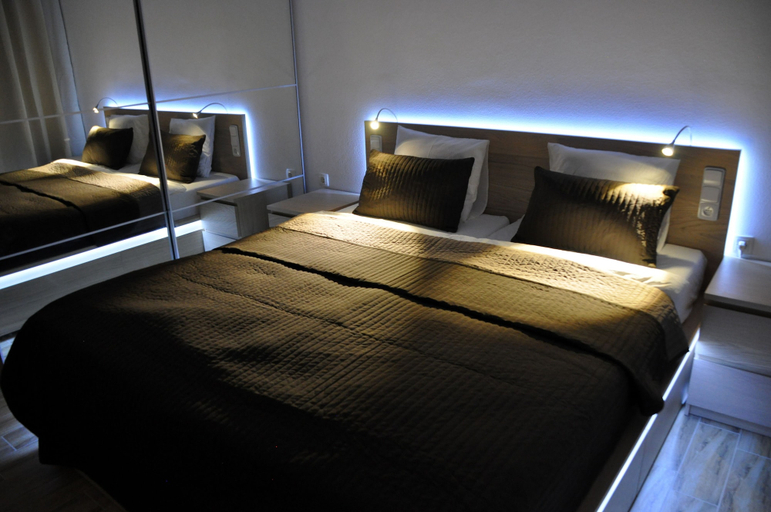 Bedroom 3, Apartments Laguna, Vir