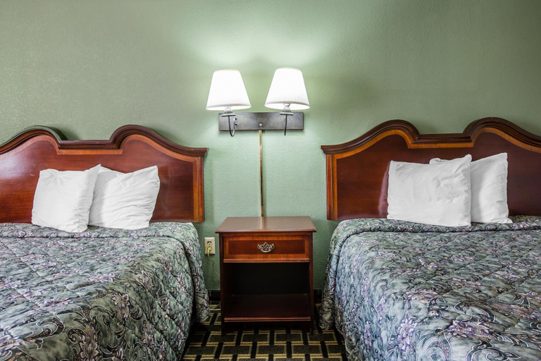 Bedroom 3, Rodeway Inn Laurens, Laurens