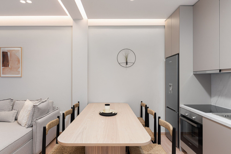 Others 5, Acropolis White Key Residence, Attica