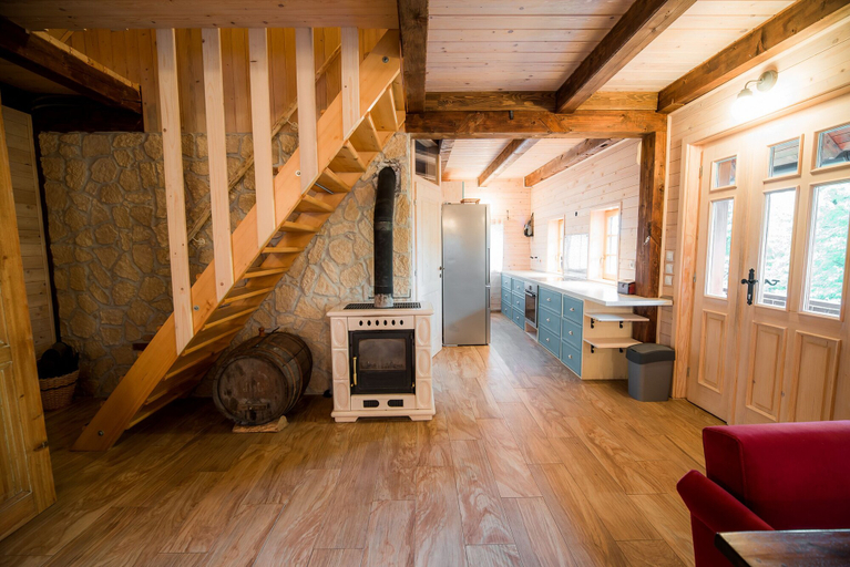 Others 4, Sunny House With Sauna, Podcetrtek