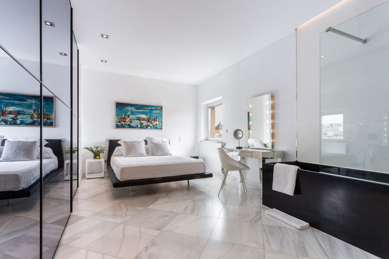 Bedroom 3, Puerta del León, Sevilla