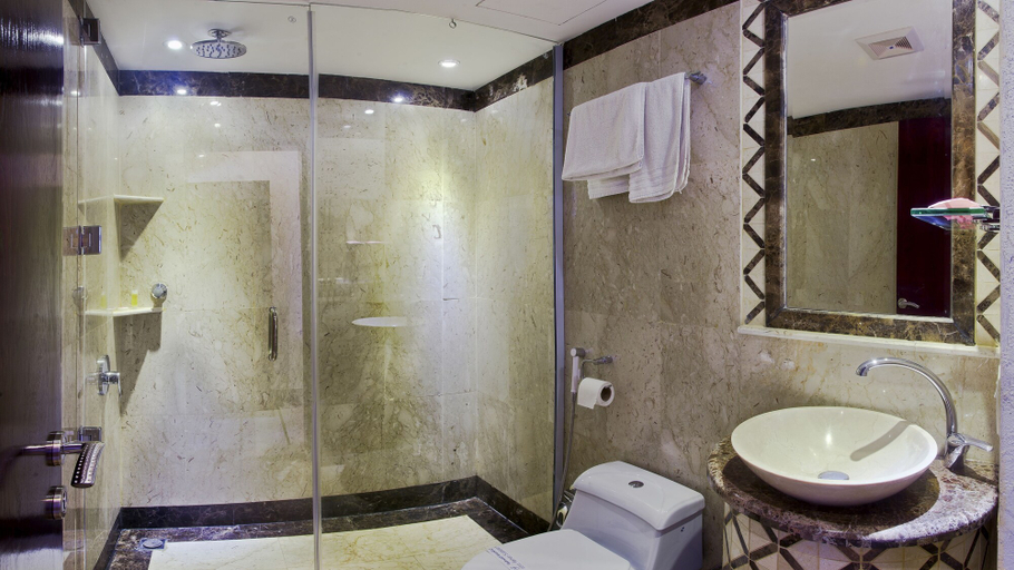 Bathroom 5, Al Farhan Hotel Hafer Al Baten
