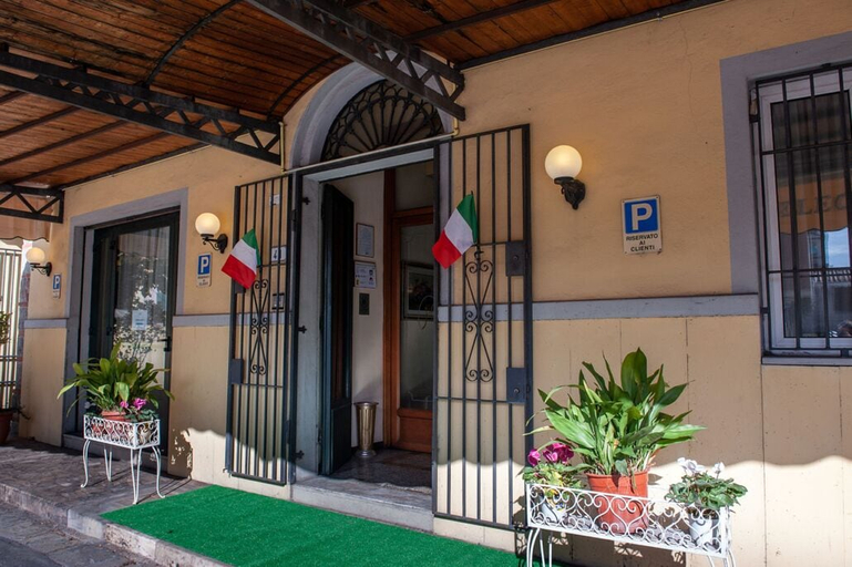 Exterior & Views 2, Hotel Melecchi, Lucca