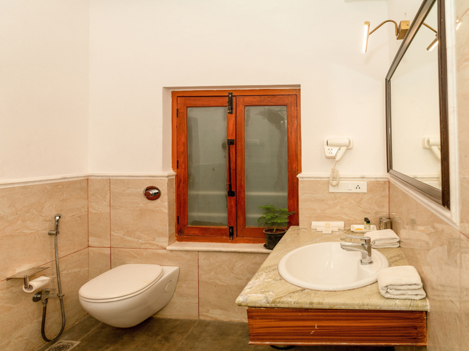 Bathroom 3, Indra Niwas, Udaipur