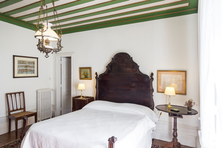 Bedroom 3, Casa das Paredes, Fafe