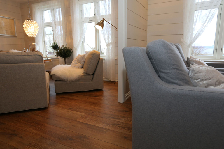 Others 5, Alnes Gård, Giske