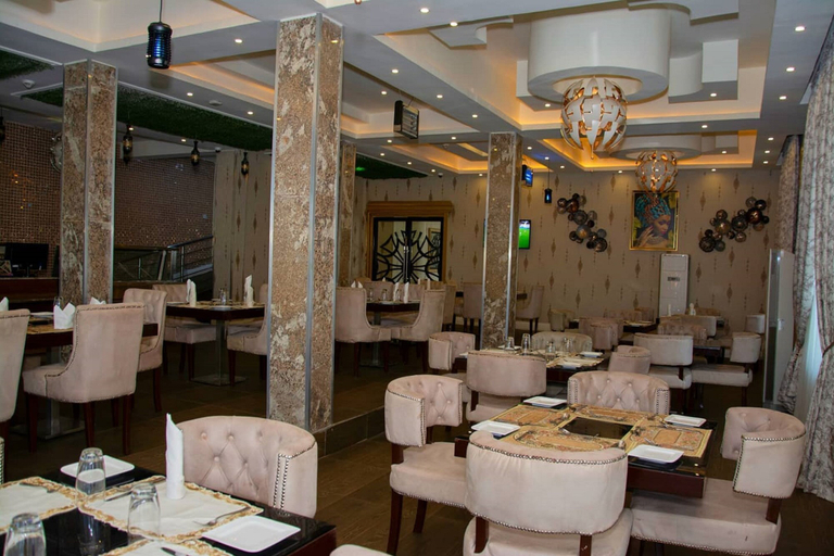Food & Drinks, St Jacobs Hotel, Akure North