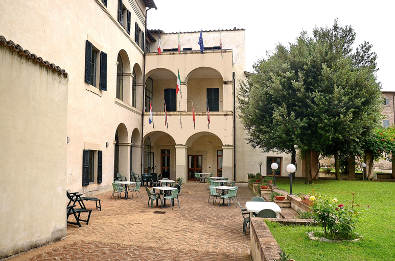 Exterior & Views 2, Ostello Palazzo Pierantoni, Perugia