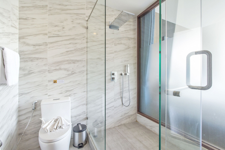 Bathroom, Oceana Kamala Resort, Phuket Island