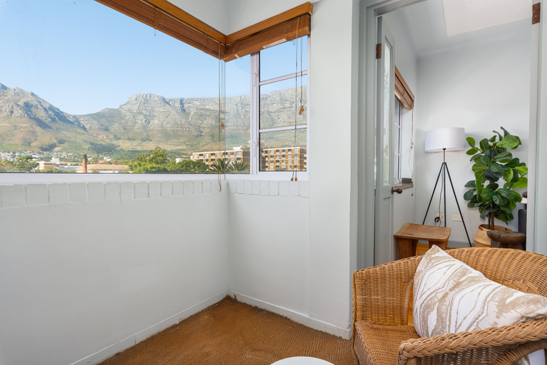 Others 5, Langholm 35, City of Cape Town