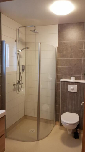 Bathroom 4, Guesthouse Brúnahlíð, Aðaldælahreppur