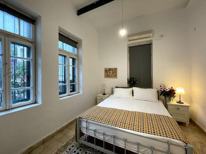 Bedroom 3, Berenice Winery Villa