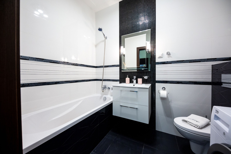 Bathroom 2, Kazou Residence Burakowska, Warsaw
