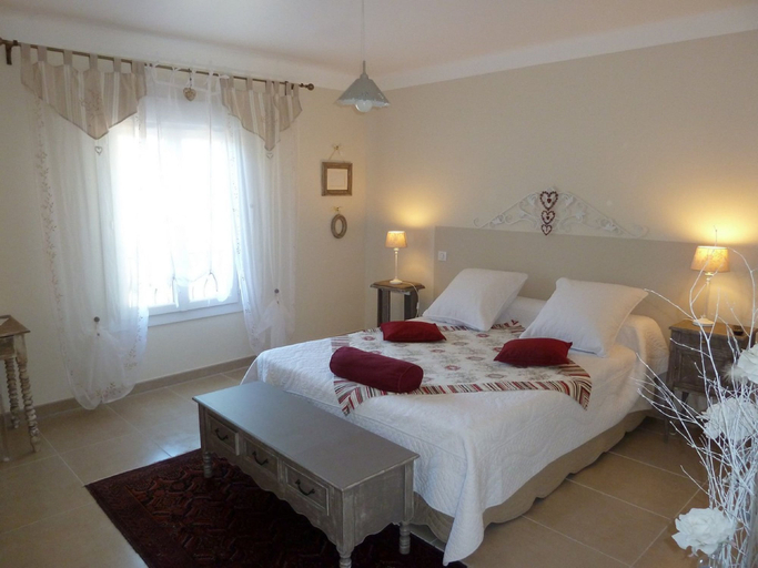 Bedroom 5, La Maison de la Cigale, Var
