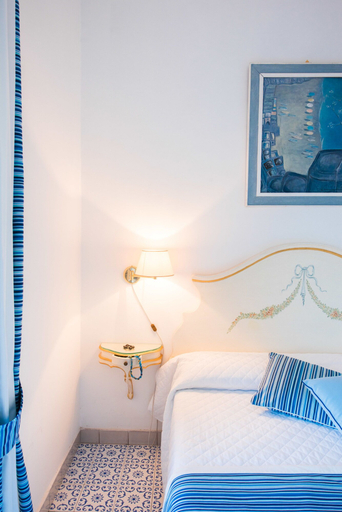 Bedroom 4, Hotel Villa delle Palme, Salerno