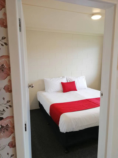 Bedroom 2, Stanley Apartments, Hamilton
