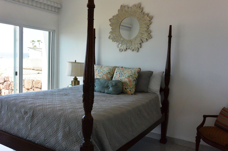 Bedroom 2, MERMAID MANSIONk, Tijuana