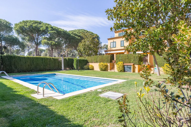 Sport & Beauty 4, Villa Arcadas, Girona