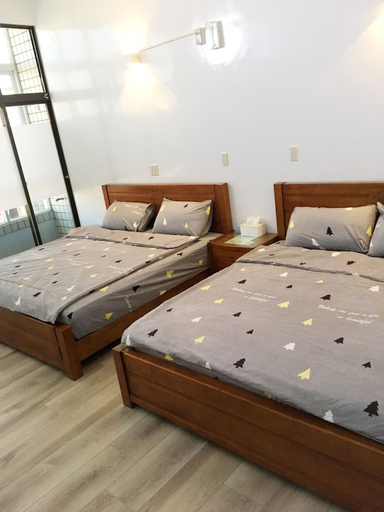 Bedroom 2, Reui Heng Guesthouse, Chiayi County