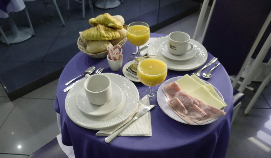 Food & Drinks 5, Hotel Residencial Portucalense, Porto