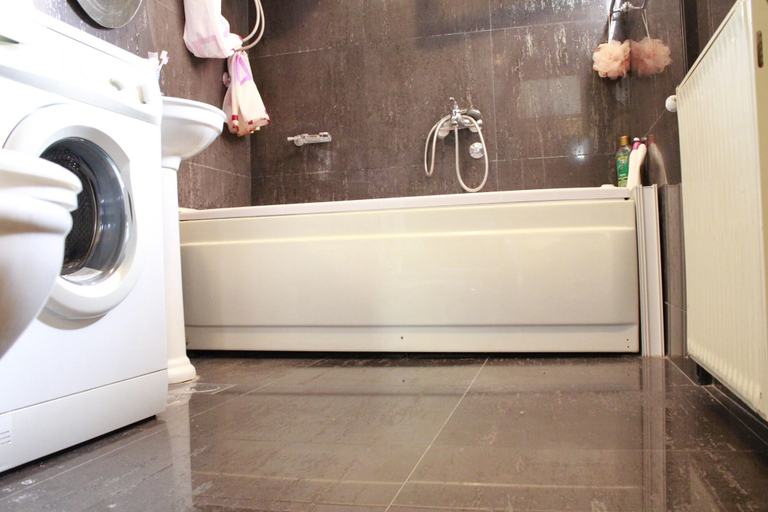 Bathroom 3, Family Holiday Home