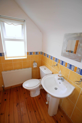 Bathroom 4, Rathmullan Holiday Homes
