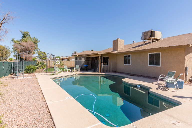 Sport & Beauty, The Diamond - Private Pool / Pet Friendly / 4BD Near Arena, Maricopa