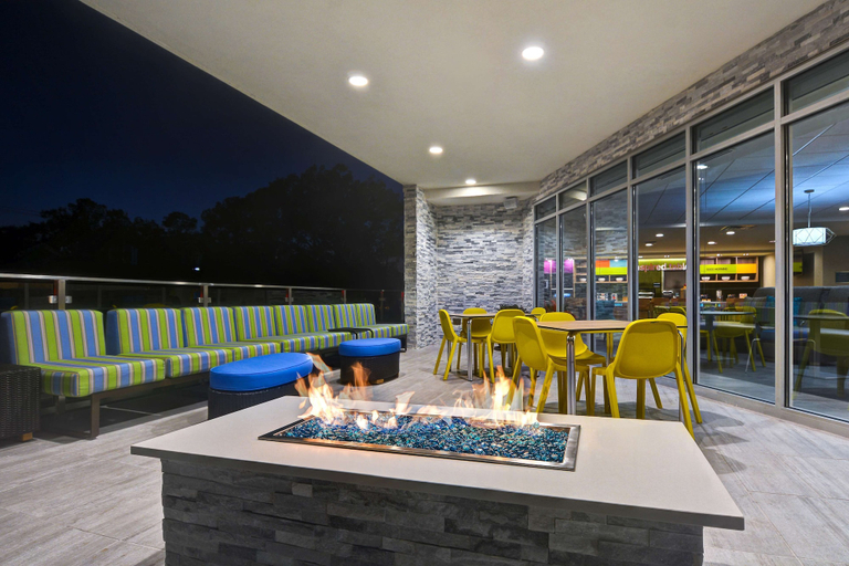 Food & Drinks 5, Home2 Suites by Hilton Savannah Midtown, GA, Chatham
