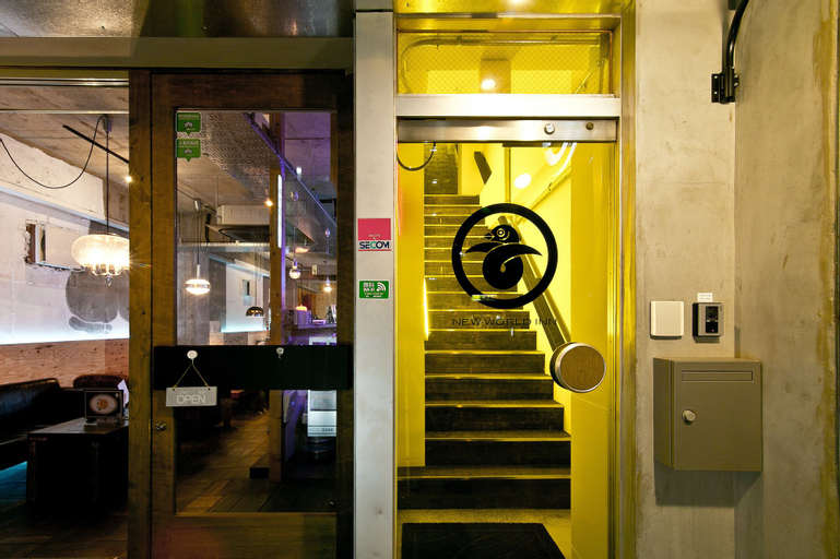 Exterior & Views 2, NEW WORLD INN - Hostel, Osaka