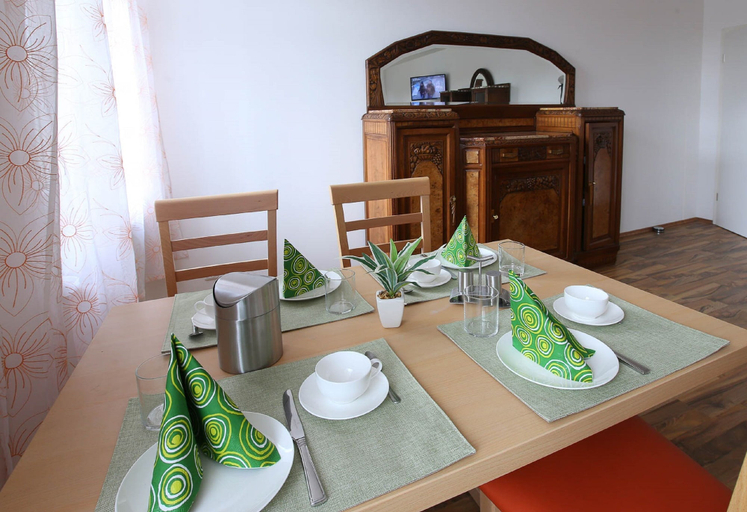 Others 4, Pension Leonardo, Passau