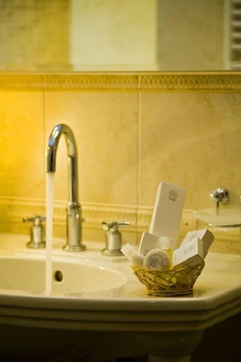 Bathroom 4, Hotel Štefánik, Myjava