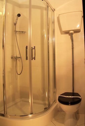 Bathroom 3, Hotel Business Apartments, Dnipropetrovs'ka