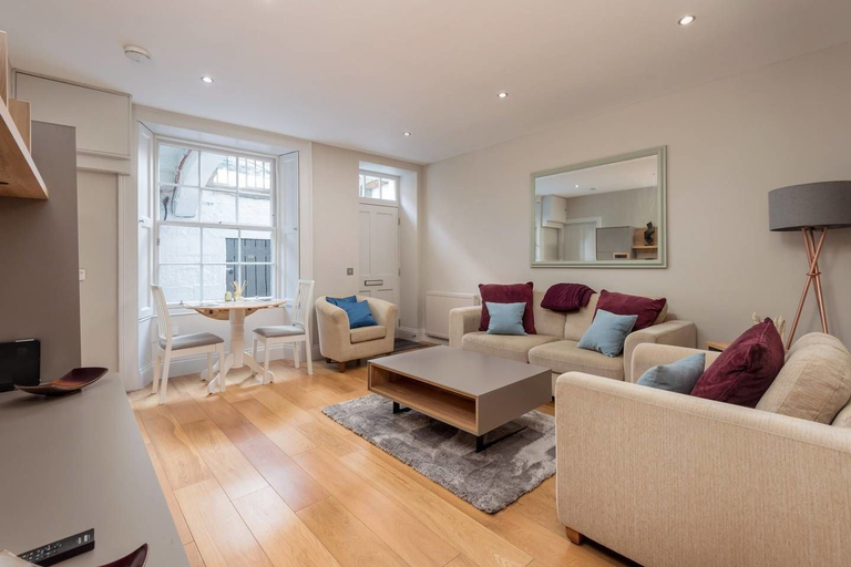 Others 5, JOIVY Super Central Luxury Edinburgh Apartment, Edinburgh
