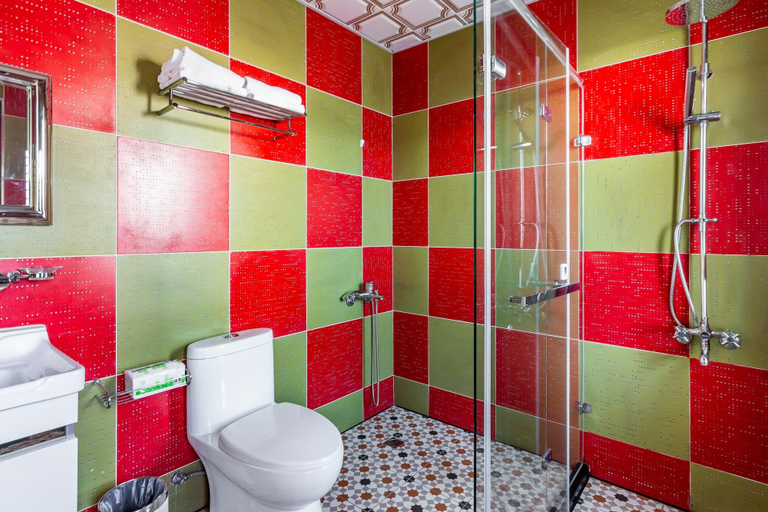 Bathroom 5, MAMBO Boutique Hotel, Pingtung