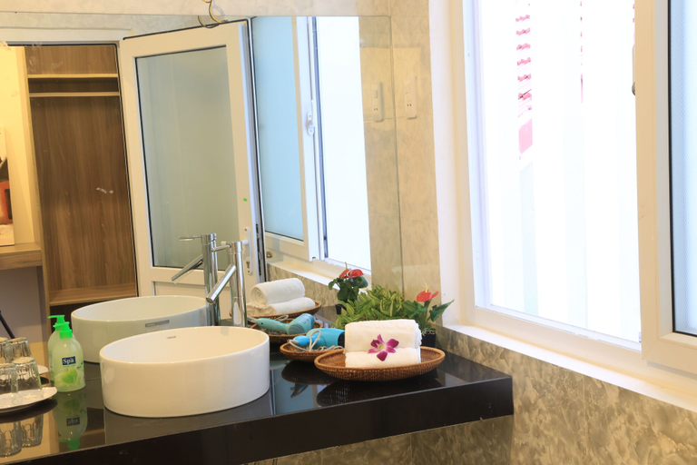 Bathroom 4, Ylang Garden Villa, Da Nang