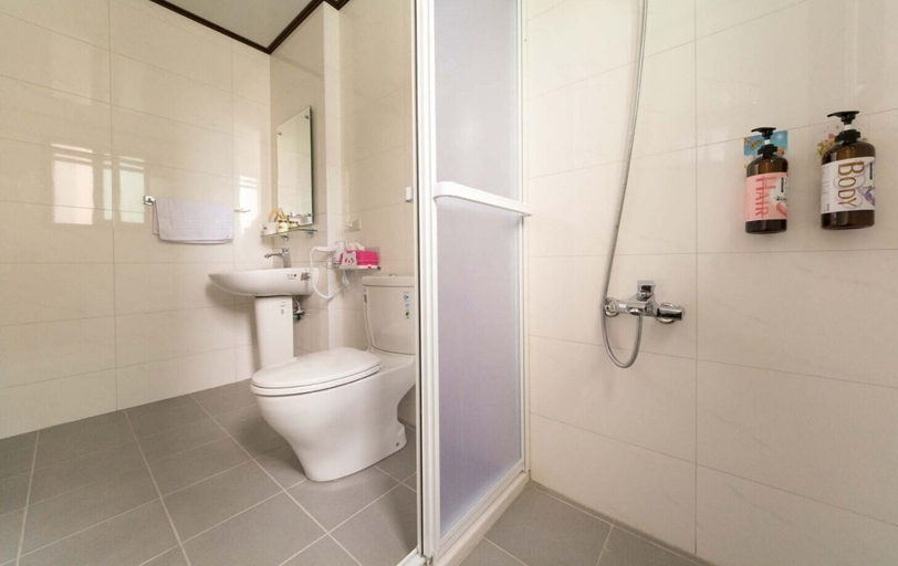 Bathroom 4, Sugar Baby B&B, Yilan