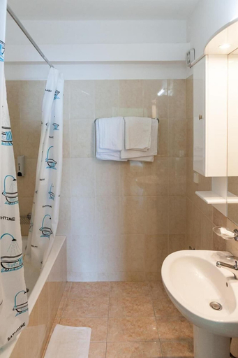 Bathroom 5, Epidavros Seascape, Peloponnese