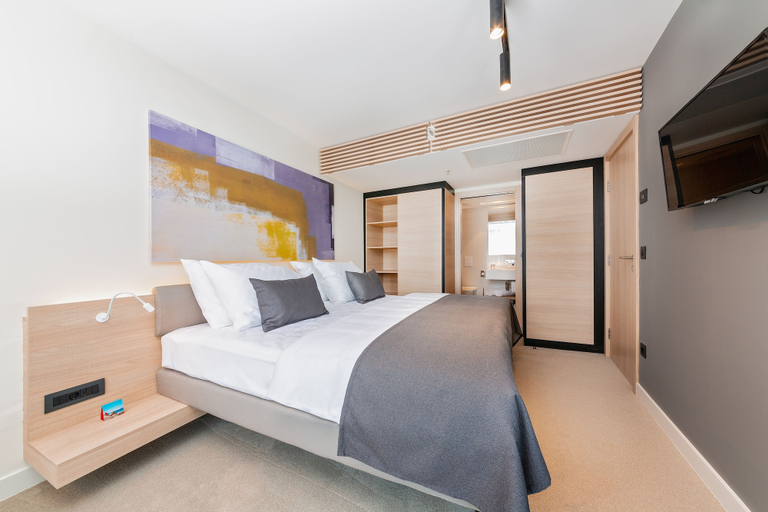 Bedroom 3, Hotel Park Plava Laguna, Poreč