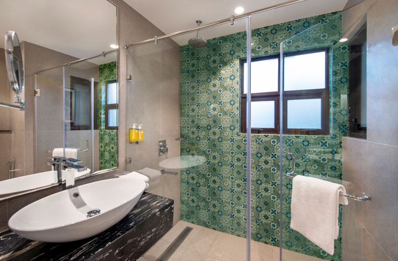Bathroom 4, Bloom Boutique Gk-1, Delhi